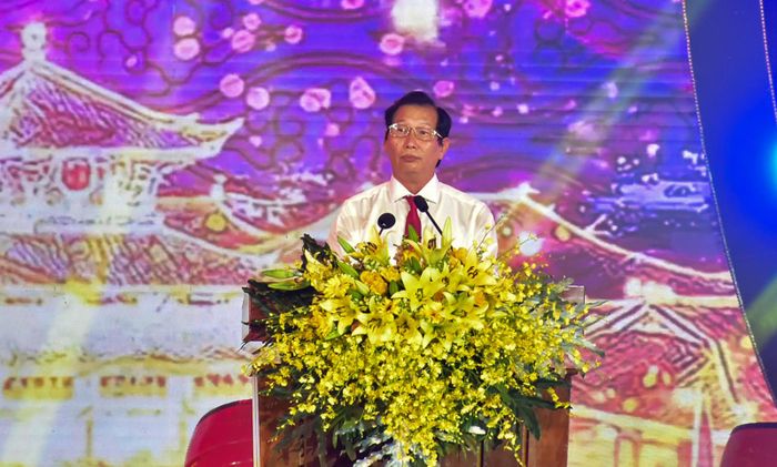 Phó Chủ tịch UBND tỉnh An Giang Lê Văn Phước phát biểu Khai hội Lễ hội Vía Bà Chúa Xứ núi Sam năm 2026.