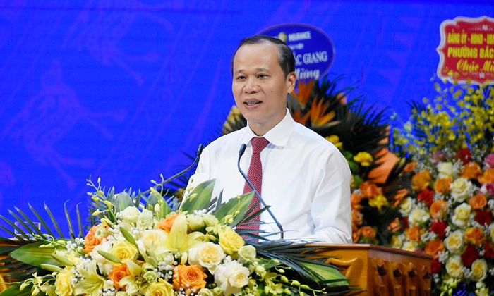 Đồng chí Mai Sơn phát biểu chỉ đạo tại Đại hội. 