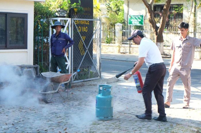 Mô hình “Văn hóa an toàn lao động tại nơi làm việc” hướng tới xây dựng môi trường làm việc xanh sạch đẹp, an toàn và hiệu quả, bảo đảm sức khỏe cho người lao động. Ảnh: LAM PHƯƠNG