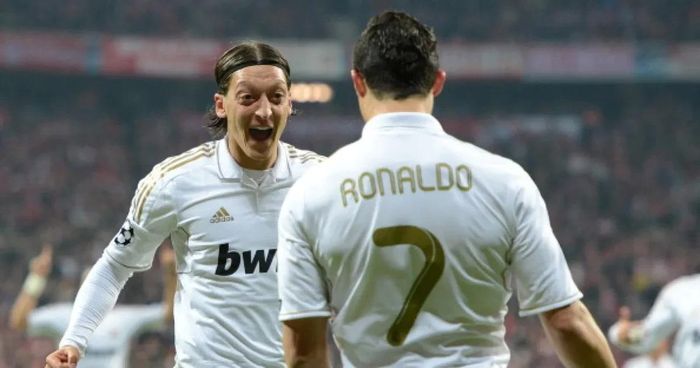 Anh và Ronaldo tạo nên những khoảnh khắc hoàn hảo.