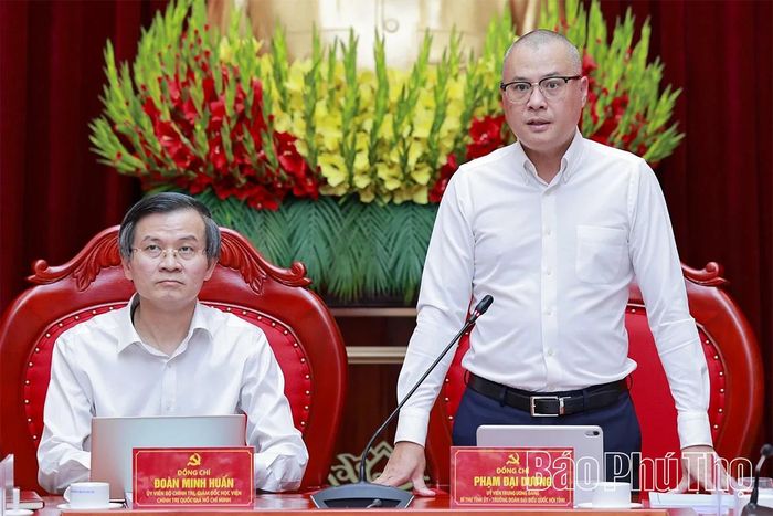 Đồng chí Bí thư Tỉnh ủy Phạm Đại Dương phát biểu tại hội nghị.