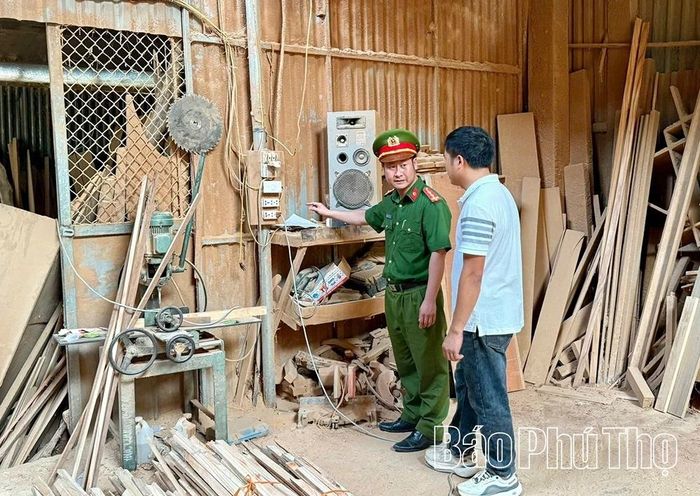 Lực lượng công an khuyến cáo người dân cần đảm bảo an toàn điện trong quá trình sản xuất.