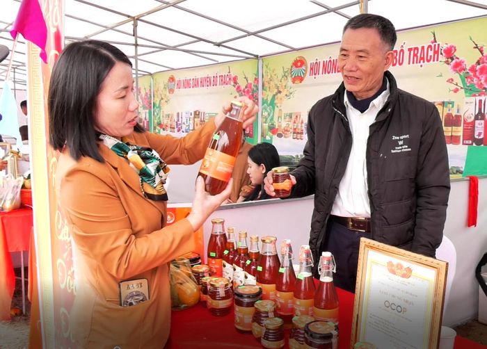 Mật ong Phong Nha có chất lượng thơm ngon - Ảnh: C.N