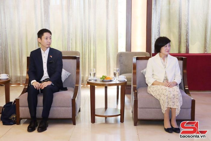 Thành viên đoàn công tác Đại sứ quán Nhật Bản tại Việt Nam thăm và làm việc tại tỉnh Sơn La.