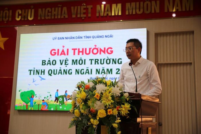 Phó Tổng Giám đốc BSR Mai Tuấn Đạt - Đại diện các đơn vị được vinh danh phát biểu tại lễ trao giải.