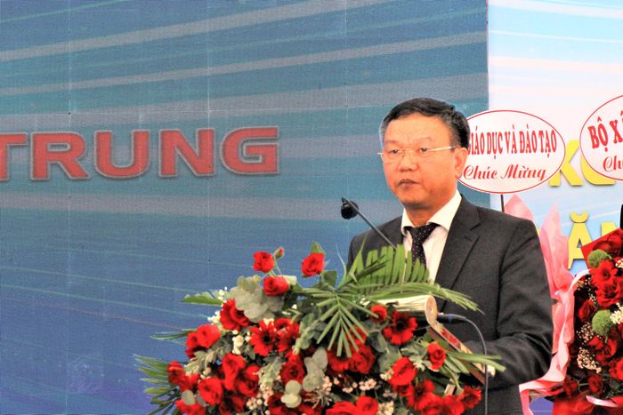 Ông Đào Mỹ, Phó chủ tịch UBND tỉnh Đắk Lắk đánh giá cao những đóng góp của trường Đại học Xây dựng Miền Trung cho địa phương.