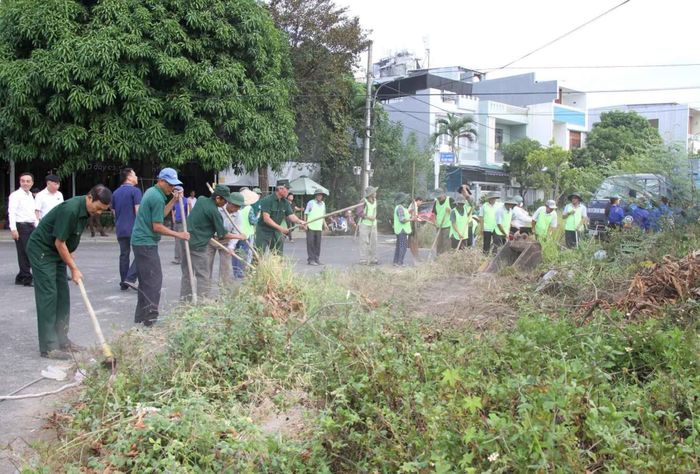 Hoạt động được triển khai gắn với phong trào “Ngày Chủ nhật Xanh – Sạch – Đẹp”