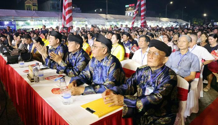 Các đại biểu tham dự Lễ khai hội Vía Bà Chúa Xứ Núi Sam năm 2026.
