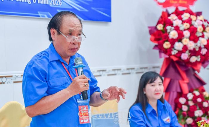  Tiến sĩ Trần Tấn Ngô, nguyên Tổng Giám đốc, Chủ tịch Sách Việt Nam, Phó chủ tịch kiêm Tổng thư ký Câu Lạc bộ Doanh nghiệp Việt Nam - Campuchia, mong muốn lắng nghe định hướng, tiềm năng, phát triển, thu hút đầu tư từ doanh nghiệp trẻ của Cà Mau.