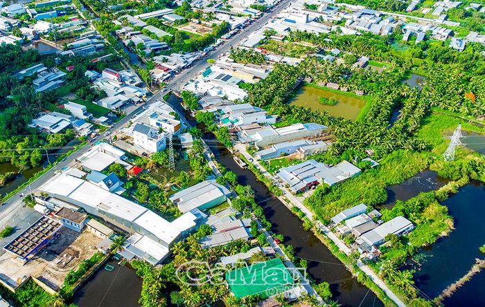 Khu vực Cống Kênh mới tồn đọng nhiều rác thải sinh hoạt, ảnh hưởng đến môi trường và mỹ quan đô thị.