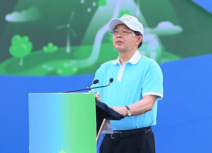 Phó Thủ tướng Chính phủ Hồ Quốc Dũng phát biểu