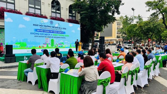 Chương trình thu hút đông đảo các đơn vị, ban ngành tham dự. Ảnh PV.