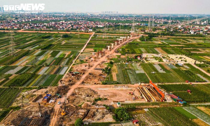Khi hoàn thành, cầu Mễ Sở không chỉ góp phần hoàn thiện mạng lưới giao thông của tuyến Vành đai 4 mà còn giúp rút ngắn thời gian di chuyển giữa Hà Nội với Hưng Yên, Bắc Ninh và các địa phương lân cận. Công trình cũng được kỳ vọng sẽ giảm tải áp lực cho các cây cầu hiện hữu qua sông Hồng, tạo động lực thúc đẩy phát triển kinh tế - xã hội khu vực phía đông Thủ đô và vùng phụ cận.