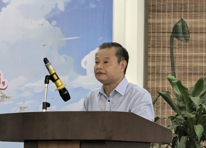 Chủ tịch UBND xã An Khánh Hồ Trung Nghĩa khẳng định công tác bảo vệ môi trường bắt đầu từ những việc làm nhỏ, cụ thể và thiết thực. Ảnh: Hồng Quý