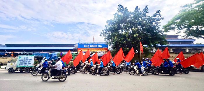 Phát động lễ ra quân bảo vệ môi trường trên toàn địa bàn.