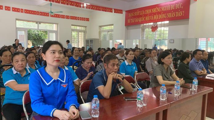 Đại biểu dự Lễ ra quân hưởng ứng phong trào bảo vệ môi trường. Ảnh TT