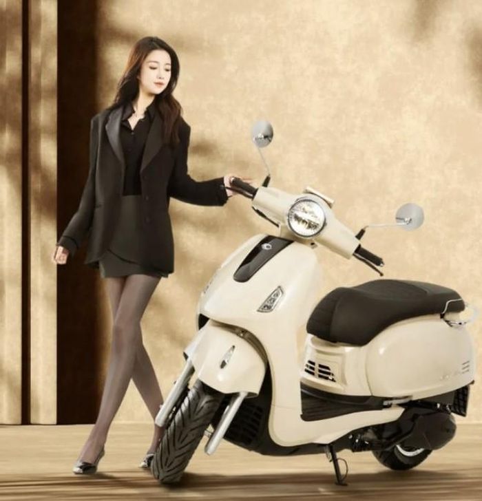 Bảng đồng hồ của KR150 là dạng kỹ thuật số toàn phần
