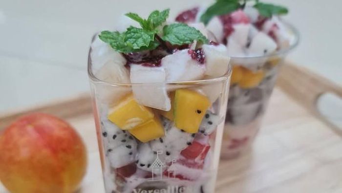 Sữa chua trái cây: Dễ làm, hỗ trợ tiêu hóa và làm đẹp da.