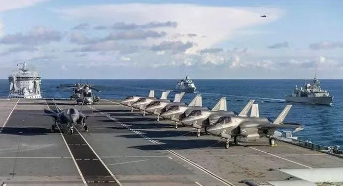 Hoạt động do Đơn vị viễn chinh số 13 phối hợp với phi đội tiêm kích VMFA-211 thực hiện, tập trung vào kịch bản chiến đấu tại khu vực ven biển có mật độ công trình dày đặc.