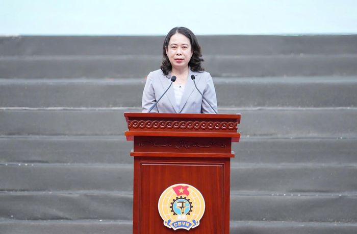 Phó Chủ tịch nước Võ Thị Ánh Xuân phát biểu chỉ đạo tại Lễ phát động phong trào thi đua “Lao động giỏi, Năng suất cao, Thu nhập tốt". Ảnh: Hữu Chánh