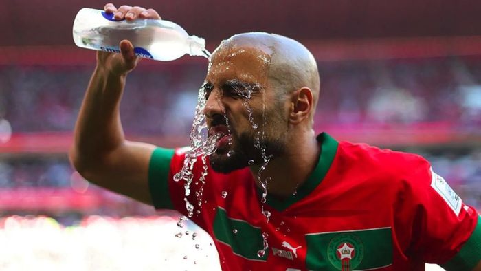  Các trận đấu tại World Cup 2026 sẽ có thời gian nghỉ 3 phút giữa mỗi hiệp bất kể điều kiện thời tiết, FIFA cho biết. Ảnh: Reuters. 