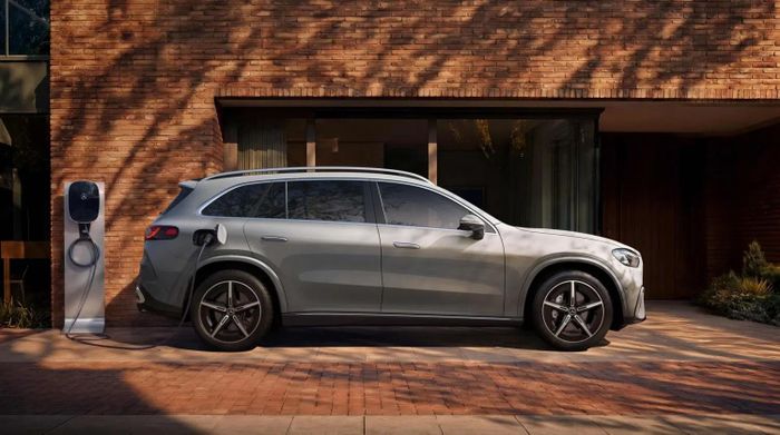  Thiết kế mới với phong cách hiện đại, ngập công nghệ trên GLC EV mới. Ảnh: Mercedes-Benz.