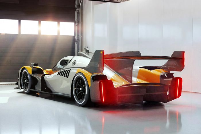  McLaren MCL-HY GTR chỉ dành cho khách hàng VIP thông qua chương trình Project: Endurance. Số lượng sản xuất của siêu xe này không được tiết lộ, và quá trình bàn giao sẽ bắt đầu từ cuối năm 2027. 