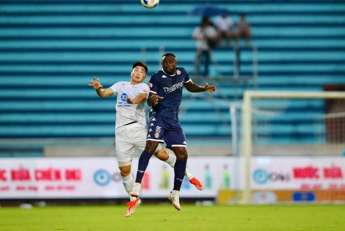 Hai đội đều không còn mục tiêu lớn nào khi bước vào vòng cuối (Ảnh: VPF)