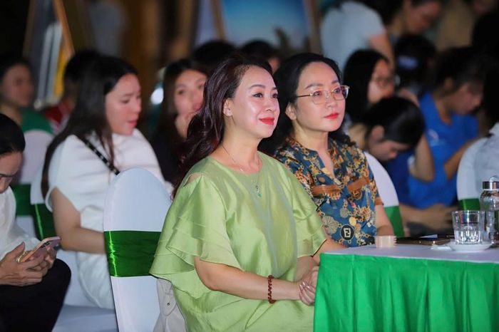 Chương trình dưới sự chỉ đạo nghệ thuật của NSƯT Quỳnh Trang, Giám đốc Nhà hát Nghệ thuật Đương đại Việt Nam