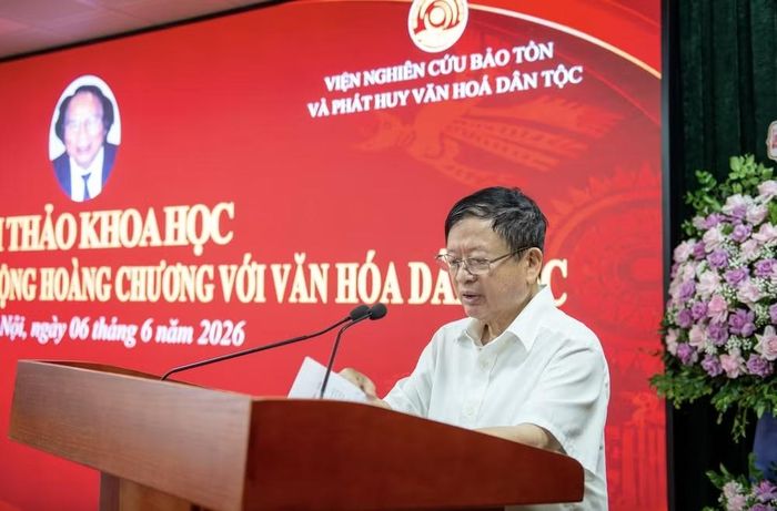 PGS - TS, nhạc sĩ Đỗ Hồng Quân tại hội thảo