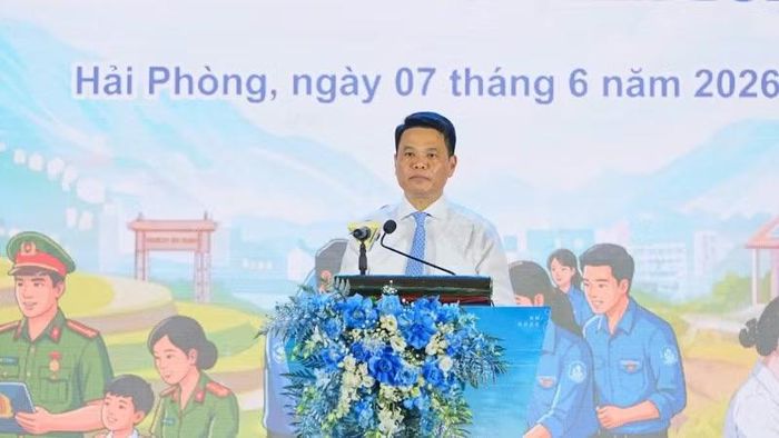 Đồng chí Bí thư Thành ủy Hải Phòng Lê Ngọc Châu phát biểu chỉ đạo tại Lễ ra quân.