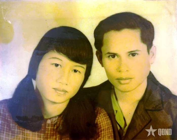 Bức ảnh Nguyễn Ngọc Thanh và Trần Thị Lê chụp ở TP Đà Nẵng (tháng 5-1975). Ảnh do gia đình cung cấp