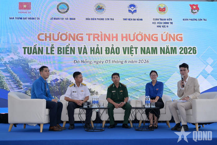 Cán bộ, chiến sĩ Lữ đoàn 161 tham gia giao lưu, tọa đàm hưởng ứng Tuần lễ Biển và Hải đảo Việt Nam năm 2026 với các đơn vị trên địa bàn.