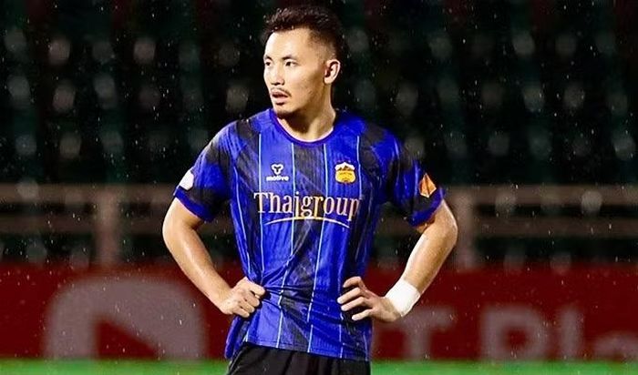 Tiền vệ Việt kiều Pháp Ryan Hà tiết lộ trên trang cá nhân, sẽ chia tay CLB Hoàng sau khi mùa giải 2025/26 khép lại. Ảnh: Internet.
