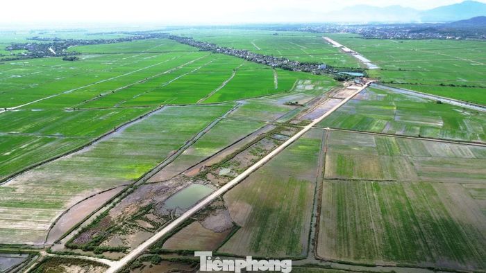 Theo chủ đầu tư là Ban Quản lý dự án Đầu tư xây dựng và Phát triển đô thị TP. Huế, gói thầu số 21 có giá trị hơn 580 tỷ đồng. Tuy nhiên, tổng giá trị thực hiện đến nay mới đạt khoảng 75 tỷ đồng, thấp hơn nhiều so với yêu cầu tiến độ.