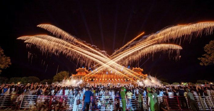 Hàng nghìn cán bộ, chiến sĩ thuộc nhiều lực lượng nghiệp vụ trong CAND đã tham gia các màn trình diễn quân sự, võ thuật và kỹ năng nghiệp vụ, thu hút đông đảo người dân, du khách theo dõi, cổ vũ. Hội thao do Bộ Công an phối hợp với TP. Huế tổ chức đã gây ấn tượng mạnh với công chúng, người dân Cố đô, du khách.
