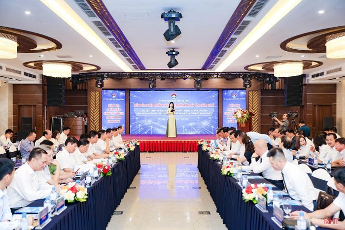 Diễn đàn phát triển kinh tế tư nhân tỉnh Hà Tĩnh năm 2026 có sự tham gia của 150 doanh nghiệp, nhà đầu tư trong và ngoài tỉnh.