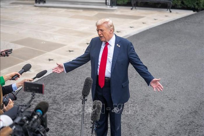 Tổng thống Mỹ Donald Trump phát biểu với báo giới tại Nhà Trắng, Washington, D.C. Ảnh: THX/TTXVN