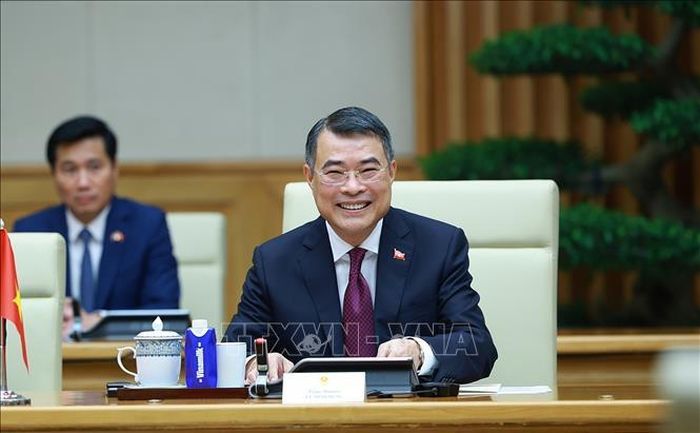 Thủ tướng Lê Minh Hưng phát biểu tại cuộc hội đàm với Thủ tướng nước Cộng hòa Dân chủ Nhân dân Lào Sonexay Siphandone. Ảnh: Dương Giang/TTXVN.