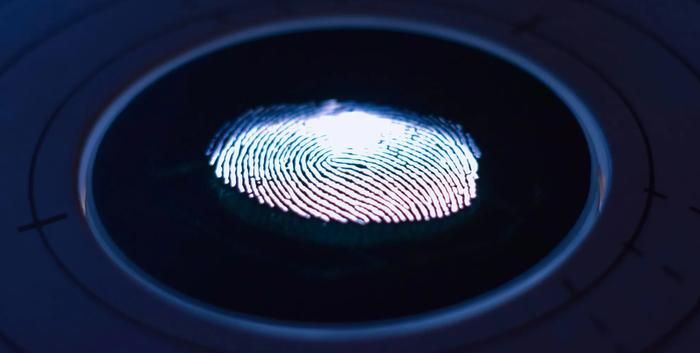 Touch ID sẽ xuất hiện trên iPhone Ultra. Ảnh: 9to5mac