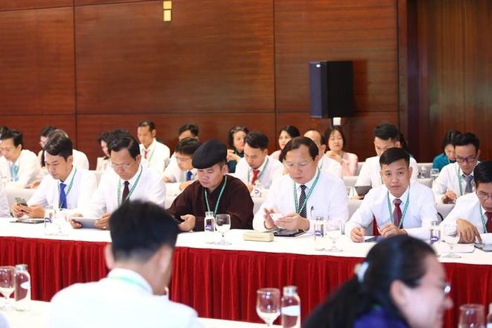 Một số hình ảnh tại các tổ thảo luận