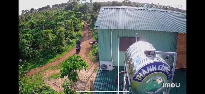  Căn nhà của Phong ở được lắp nhiều camera để cảnh giới. Ảnh chụp màn hình 