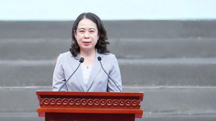 Phó Chủ tịch nước Võ Thị Ánh Xuân phát biểu chỉ đạo tại Lễ phát động phong trào thi đua “Lao động giỏi, năng suất cao, thu nhập tốt". (Ảnh: Báo Lao động)