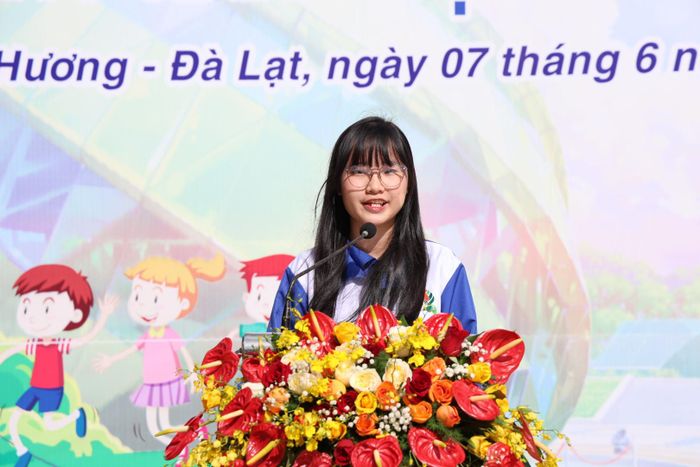 Đại diện đoàn viên, thanh thiếu nhi phường Xuân Hương - Đà Lạt phát biểu hưởng ứng hoạt động hè năm 2026
