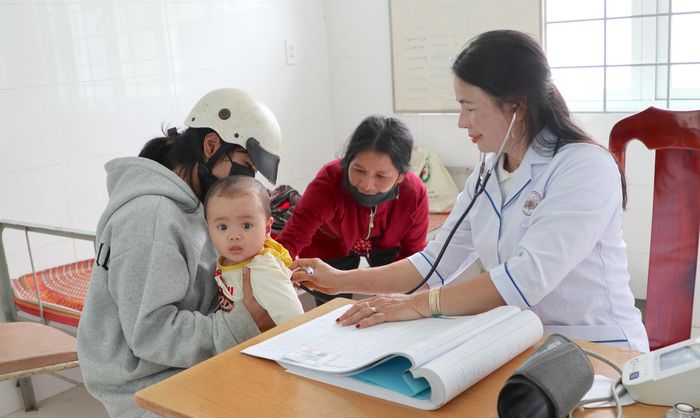 Công tác chăm sóc sức khỏe bà mẹ, trẻ em tại vùng đồng bào DTTS được chú trọng