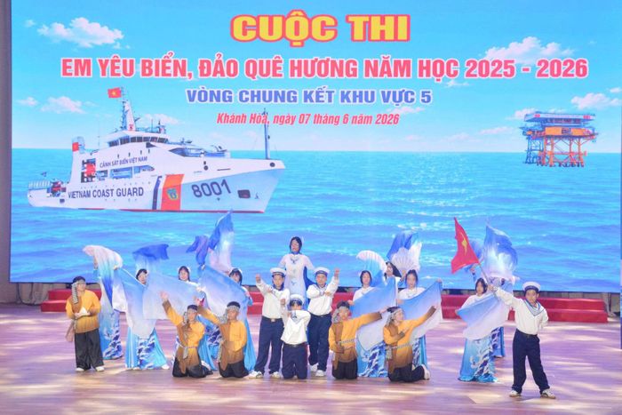 Tiết mục văn nghệ đặc sắc của các em học sinh