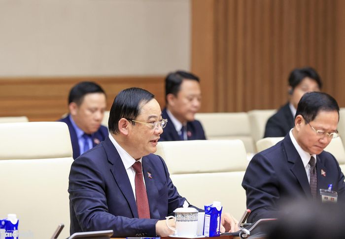 Thủ tướng Lê Minh Hưng và Thủ tướng Lào Sonexay Siphandone tại hội đàm.