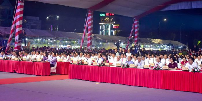 Lãnh đạo Trung ương, địa phương và người dân, du khách dự khai mạc Lễ hội Vía Bà Chúa Xứ