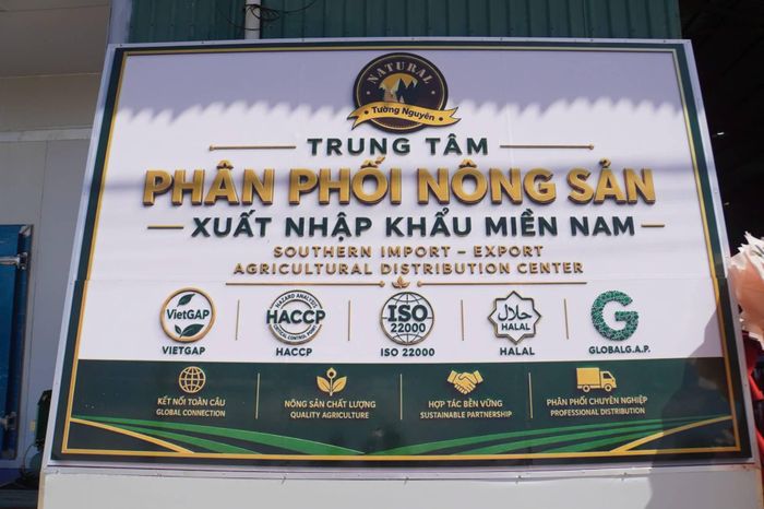 Trung tâm Phân phối nông sản xuất nhập khẩu miền Nam