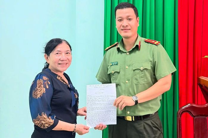 Sau khi bà M.X.H. nhận lại tiền đã viết thư cảm ơn Phòng An ninh kinh tế Công an tỉnh An Giang và Phòng An ninh kinh tế Công an tỉnh Ninh Bình.